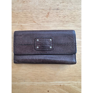 Fossil Long Live Vintage 1954 Brown Leather Trifold Wallet Jacquard